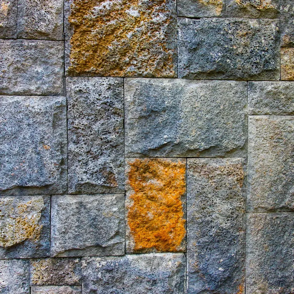 Segmental Block Retaining Wall — Retaining Walls